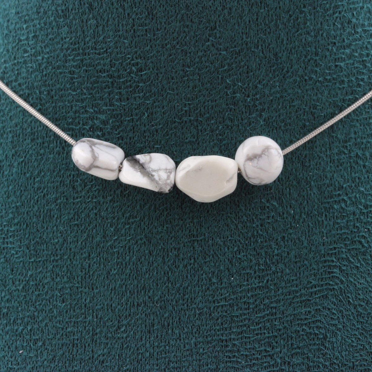 Collier 15 Perles Howlite - Chaine Acier Inoxydable, Femme/Homme, Neuf Avec Étiquettes