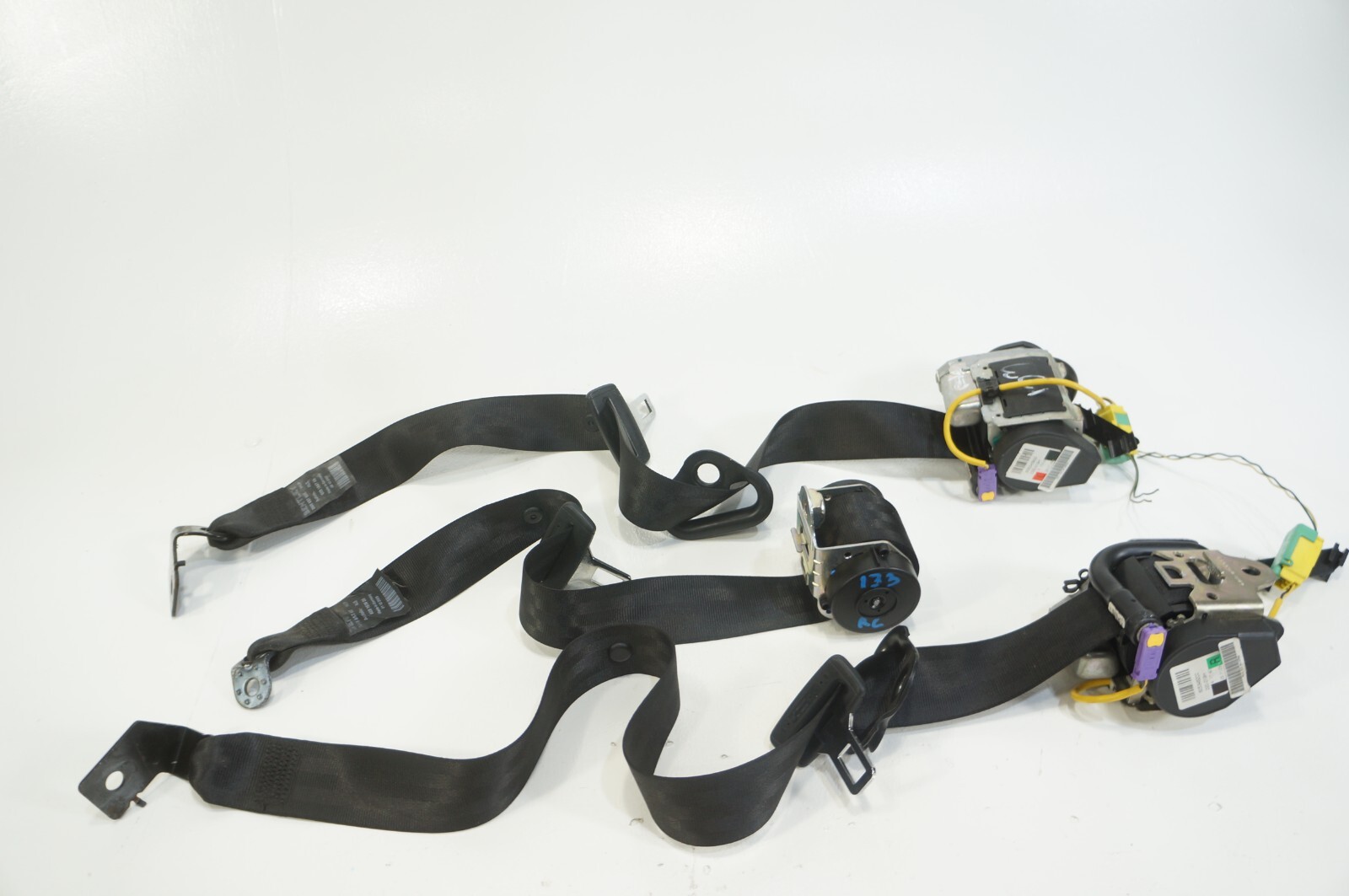 06-2012 Bentley Flying Spur Rear Right Left Center Seat Belt Seatbelt Set of 3