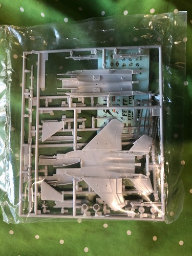 DML F-15E F117A & F-15C airplane model Kit lot 1/144 scale water damage - Picture 4 of 4