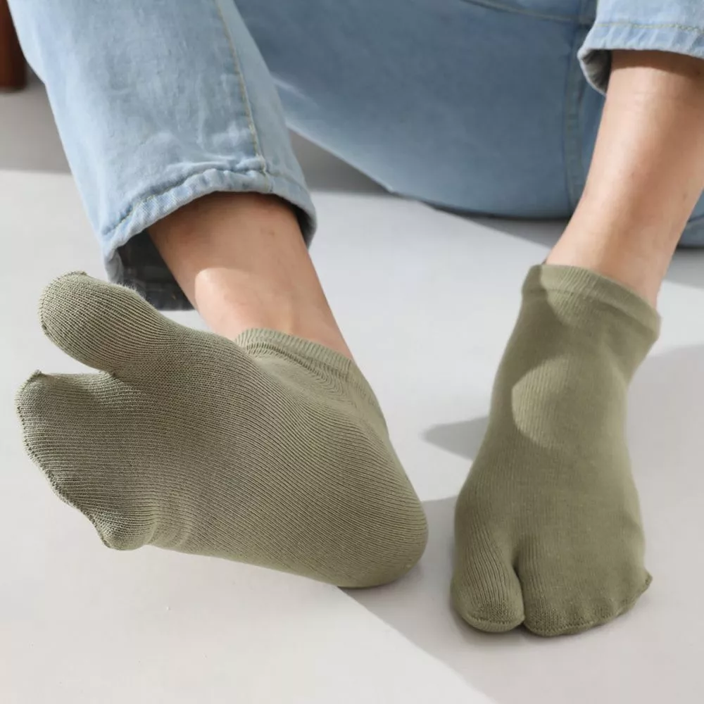 Sandal outlet toe socks