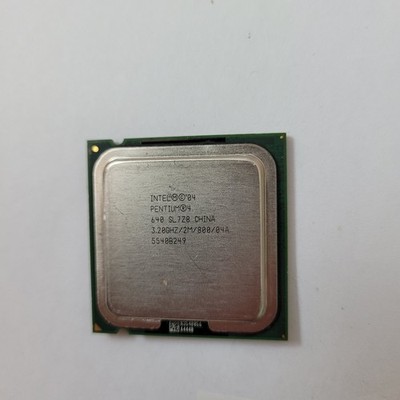 Intel Pentium 4 640 CPU SL7Z8 3.20GHz 2M 800MHz LGA775 Desktop Processor