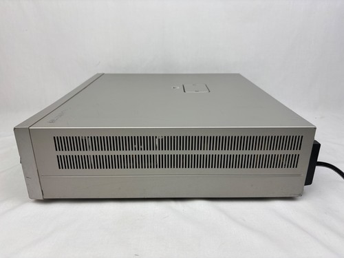 PIONEER LD-700 Laserdisc Video Player & Pioneer Remote **POWERS ON - READ** - Picture 14 of 20