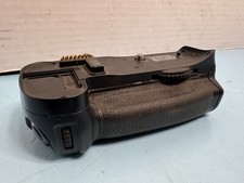 Nikon MB-D10 Multi Power Battery Grip Genuine / OEM