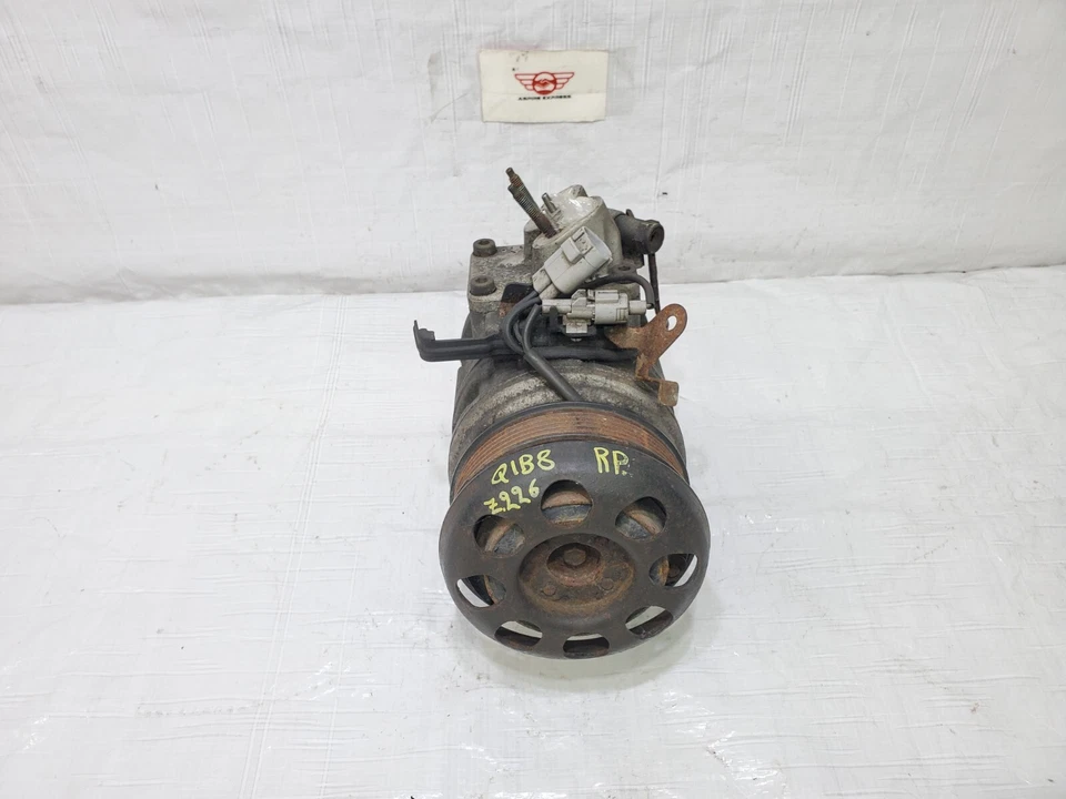 Compresor de aire acondicionado Lexus LS400 1995-2000 tracción trasera OEM 88320-50061-84 Foto 4 de 4