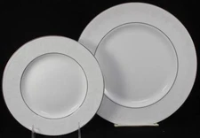 Wedgwood St. Moritz Set of Dinner Plate and Salad Plate
