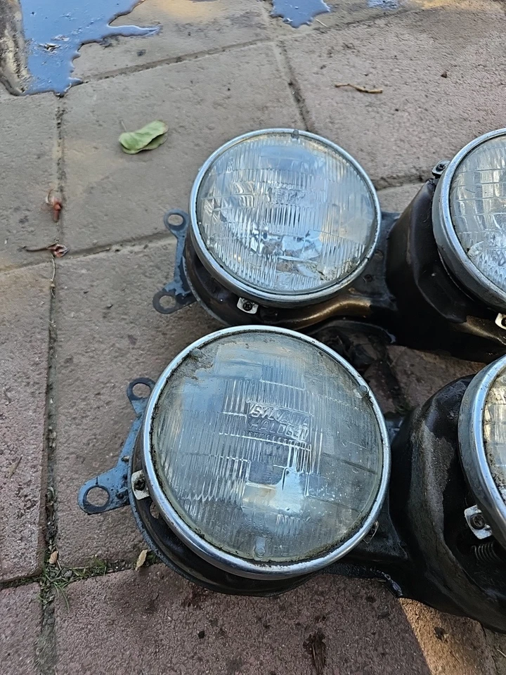 Montajes faros BMW E28 528e 524td 533I 535I L-R Foto 4 de 4