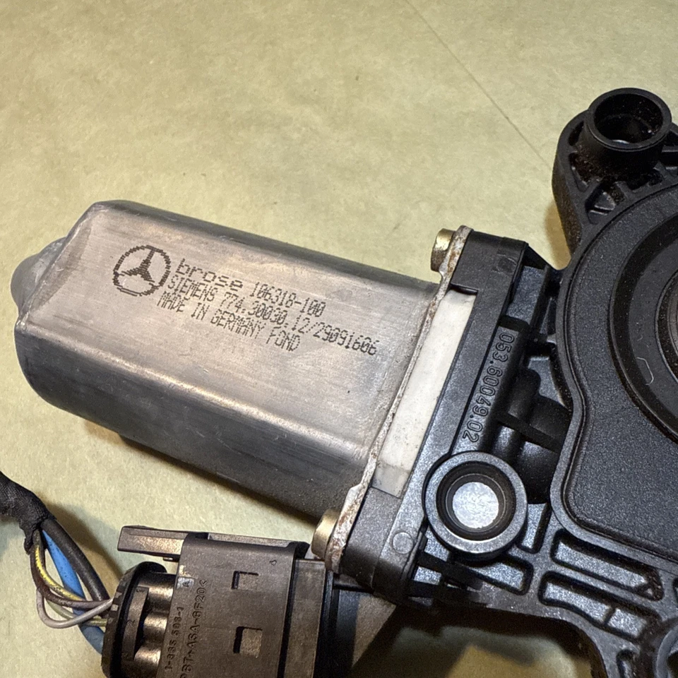 00-06 Unidad de motor regulador ventana lateral derecha trasera mercedes w215 cl600 cl55 fabricante de equipos originales Foto 2 de 3