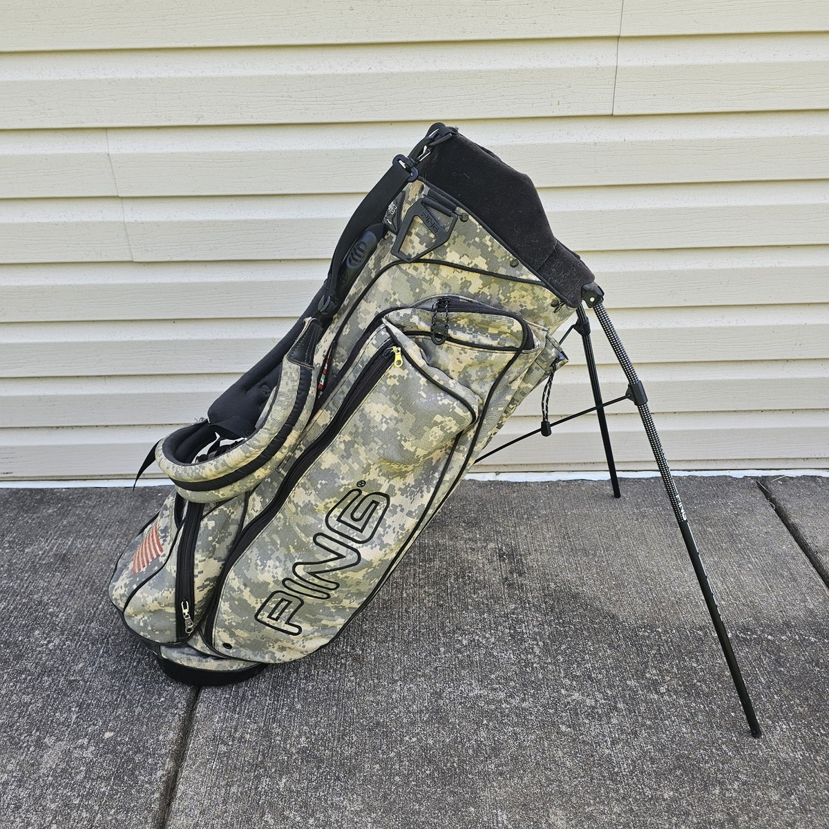 PING Hoofer Vantage Camo USA Stand Carry Bag Dual Strap 5 Way