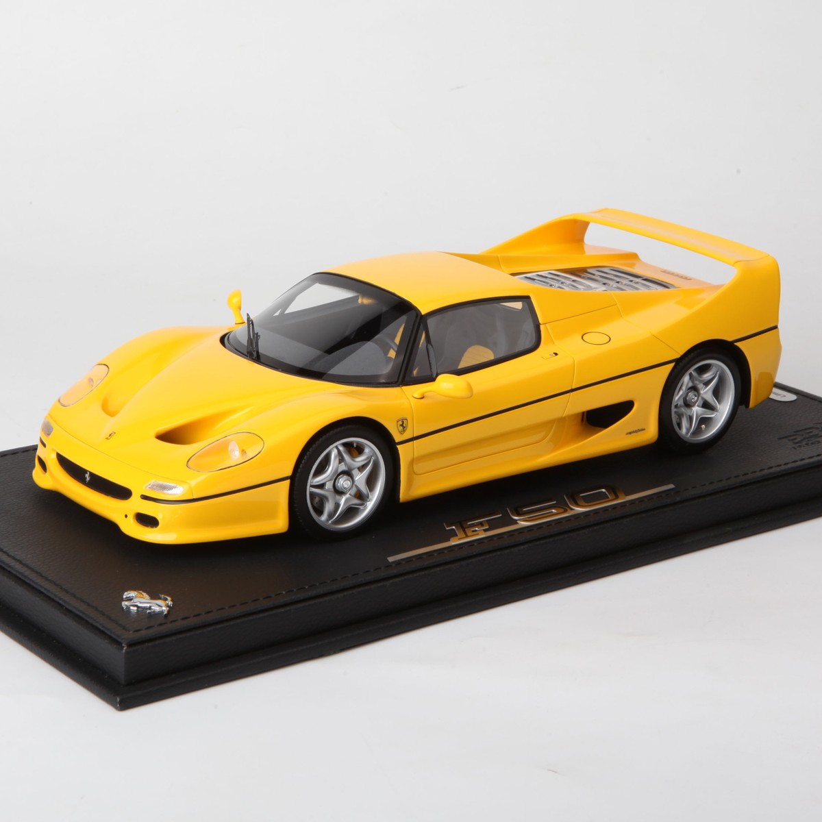 BBR 1/18 Ferrari F50 Coupe 1995 Diecast Model Car Yellow