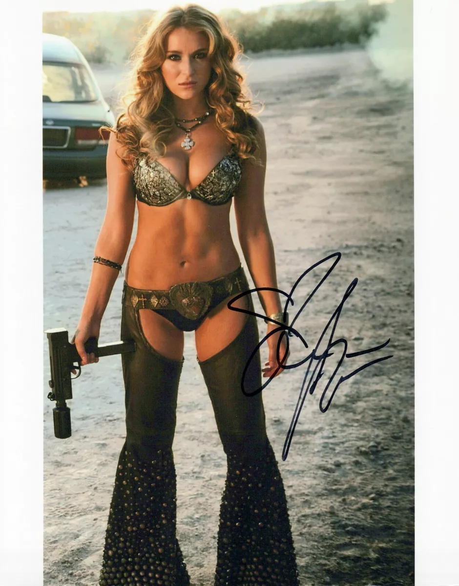 Alexa Vega Machete Kills autographed photo signed 8x10 44 Killjoy | eBay