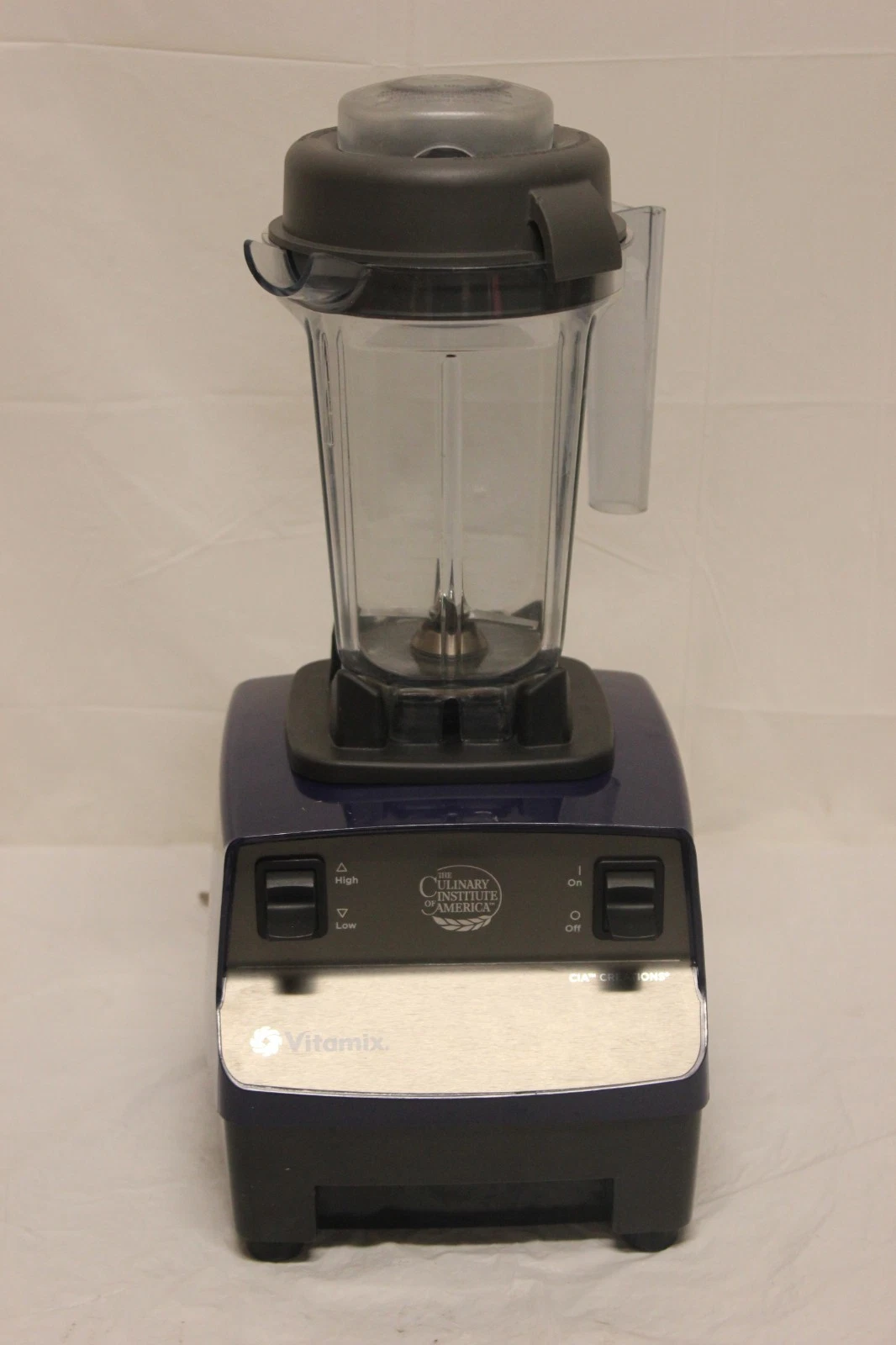 Vitamix VM0102 Blue Blender Turbo Blend Two-Speed F6