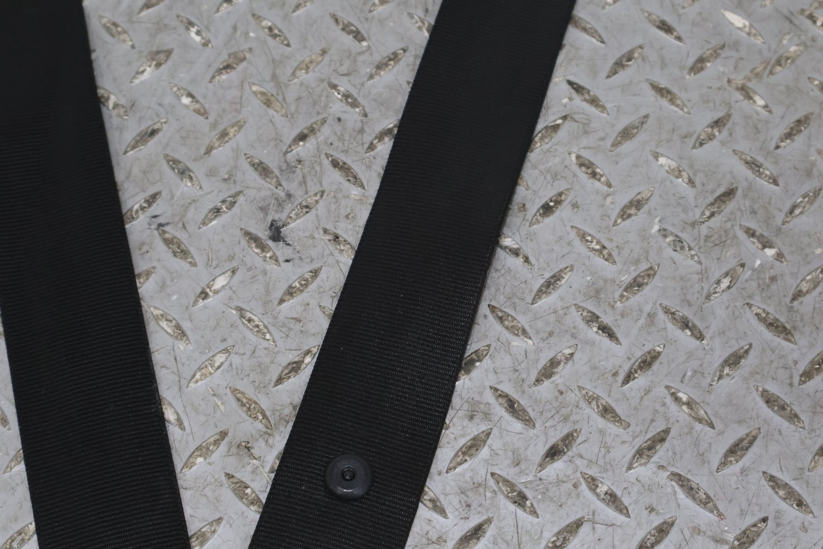 Bentley Flying Spur 2006-2012 Front Right Seat belt retractor Black