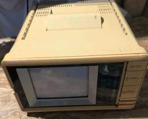 Vintage GE Spacemaker 7-7660A Color TV AM/FM Radio Portable 5' Screen - READ