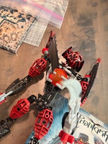 LEGO Bionicle Phantoka 8691  Antroz  Incomplete but includes Manual