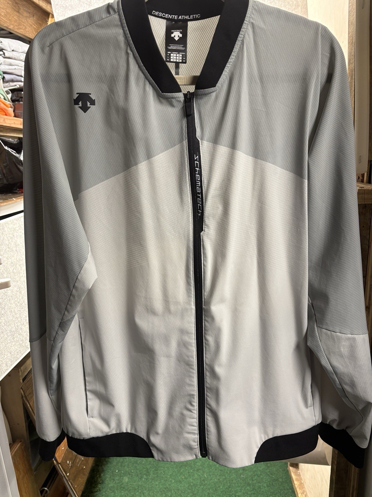 Descente Athletic Schematech Jacket  Technology: … - image 1