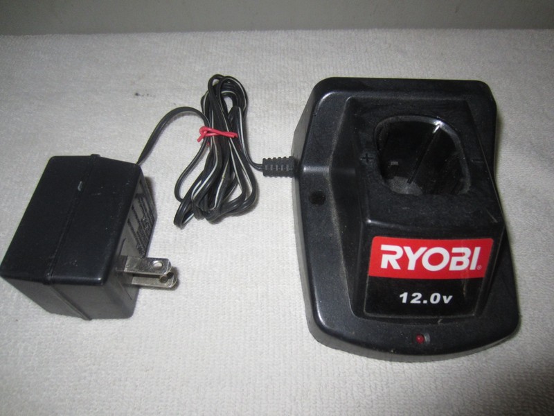 VTG RYOBI 12.0 VOLT CHARGER MODEL 1411141/1411135 ONLY FOR BATTERY 1311148 F3.5