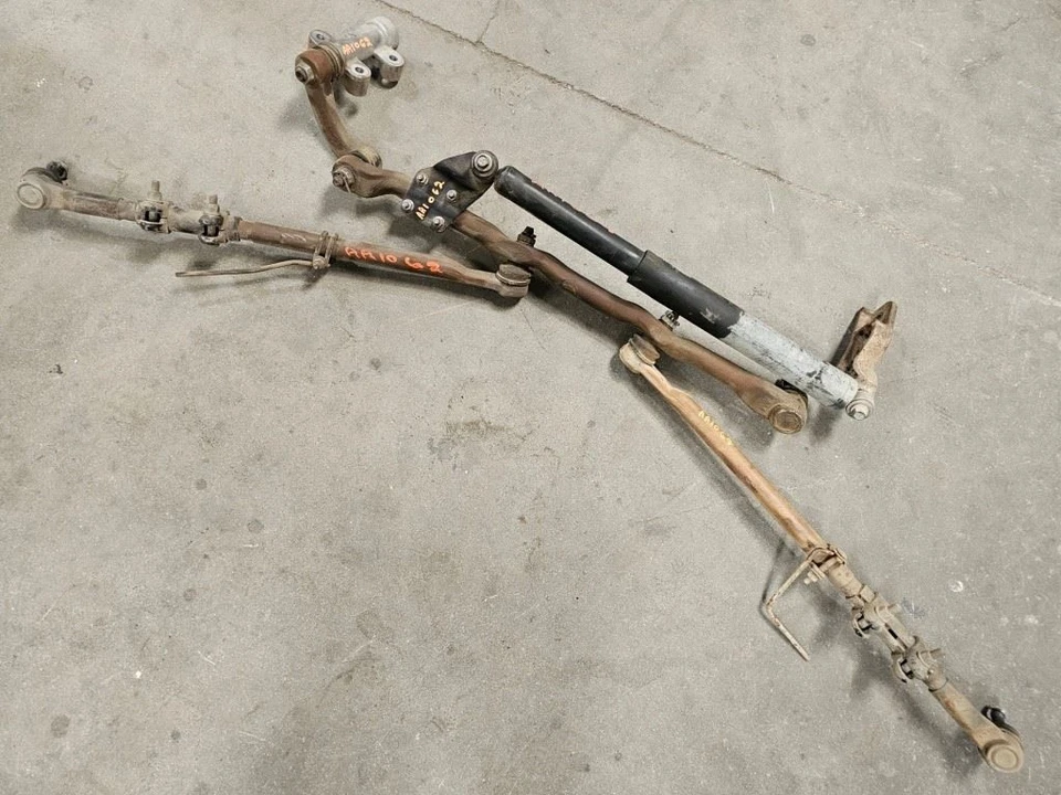 Ford F350 Super Duty 2014 usado 6,2 L 4x2 dirección arrastre acoplamiento con barras de amarre mostradas Foto 2 de 4