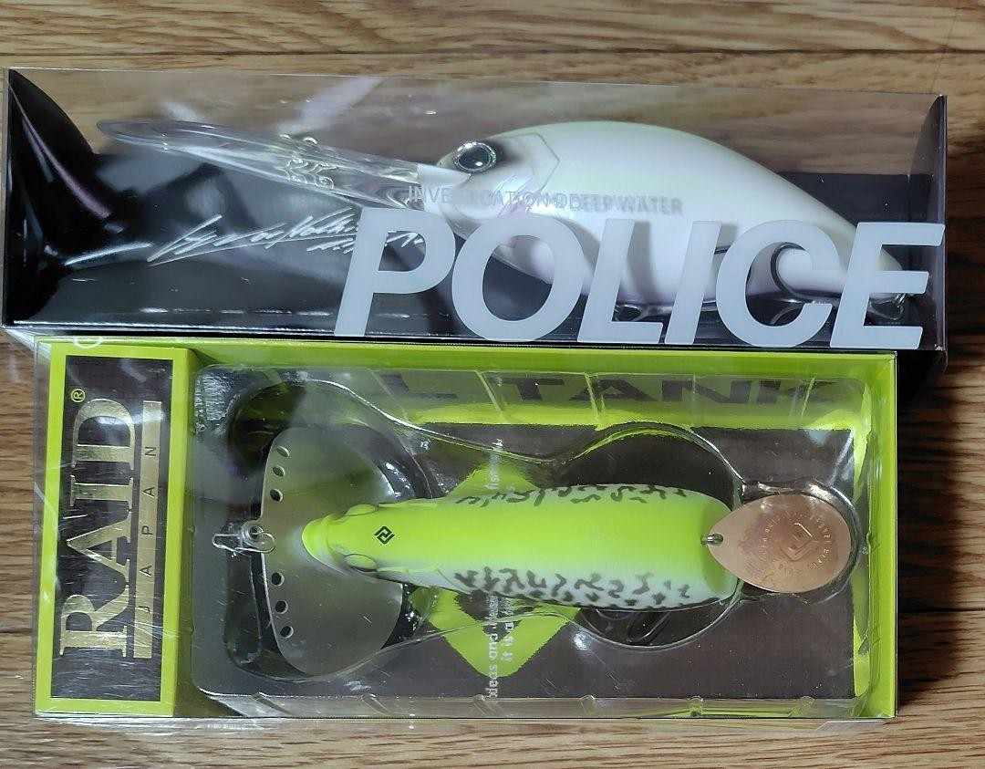 DRT POLICE Queen