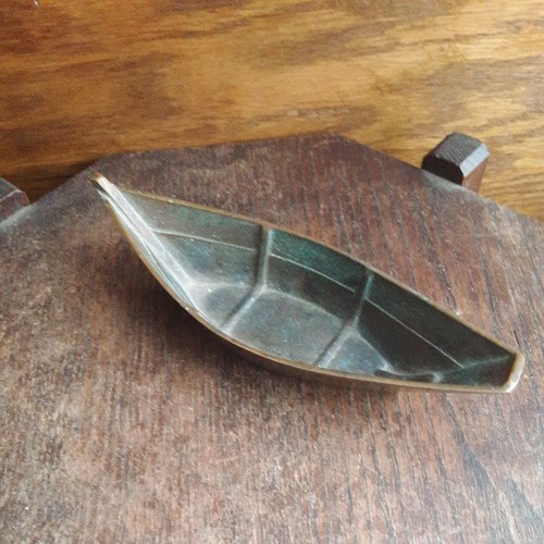 Antique Vintage Brass Boat Figure Paper Weight ?6" long 2' wide 1' tall Unmarked - Picture 7 of 24