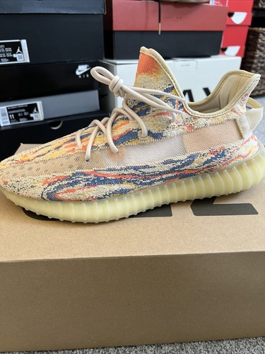 YEEZY BOOST 350 V2 \