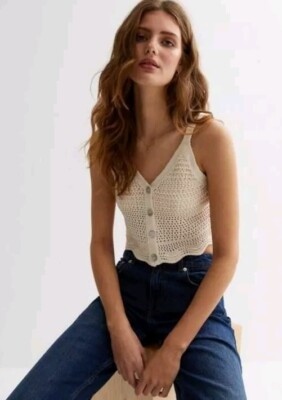 New Look Off White Crochet Knit Frill Hem Crop Vest Size 16 NEW UK