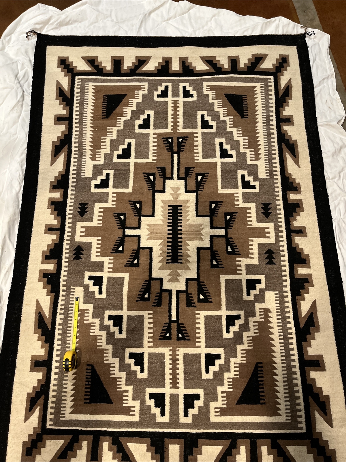 Toadlena/Two Grey Hills Navajo rug eBay