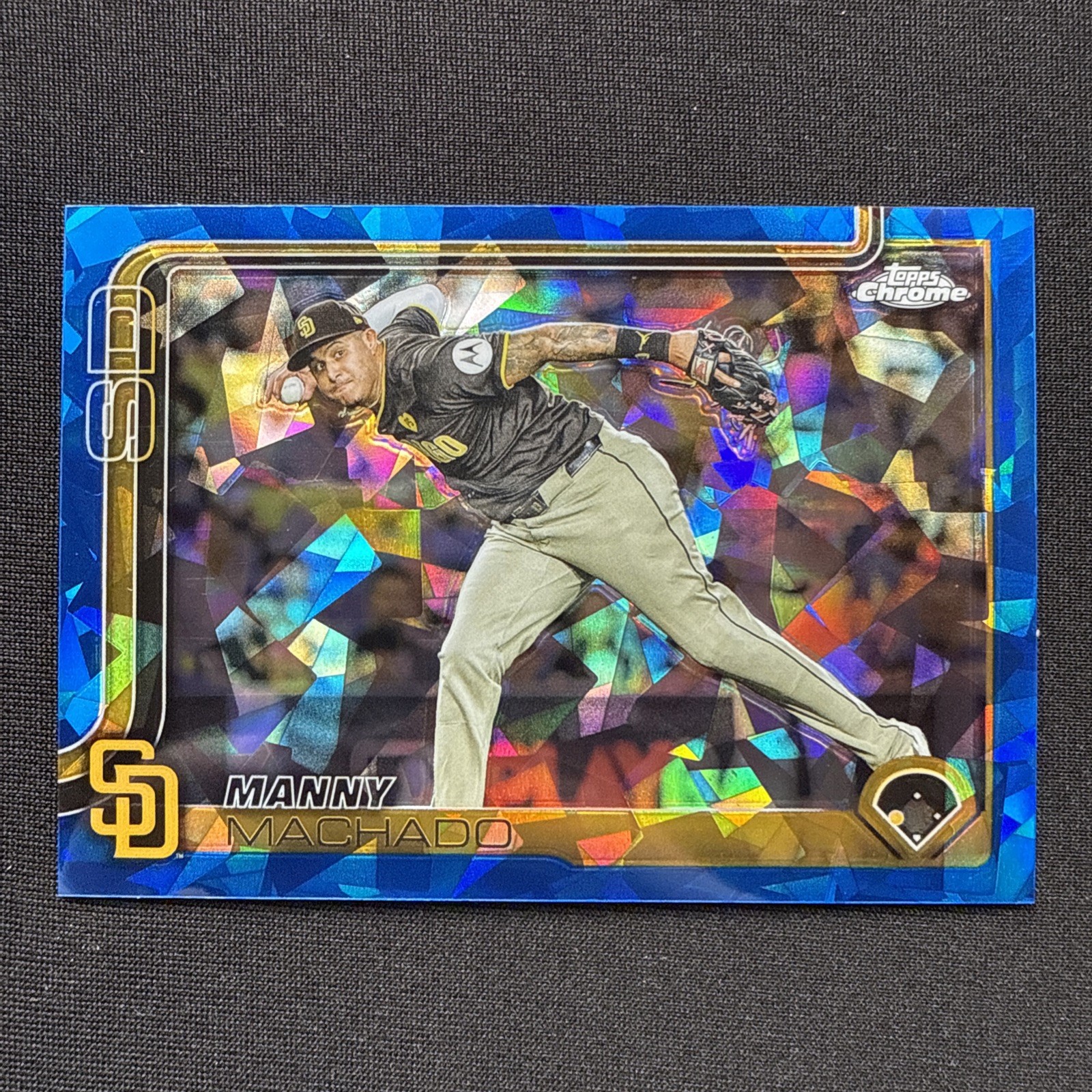 Manny Machado 2025 Topps Chrome Sapphire Image Variation SP #53