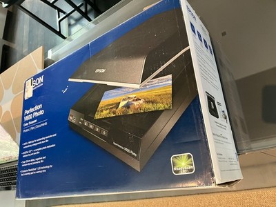 Epson Perfection V600 Photo Scanner - B11B198011