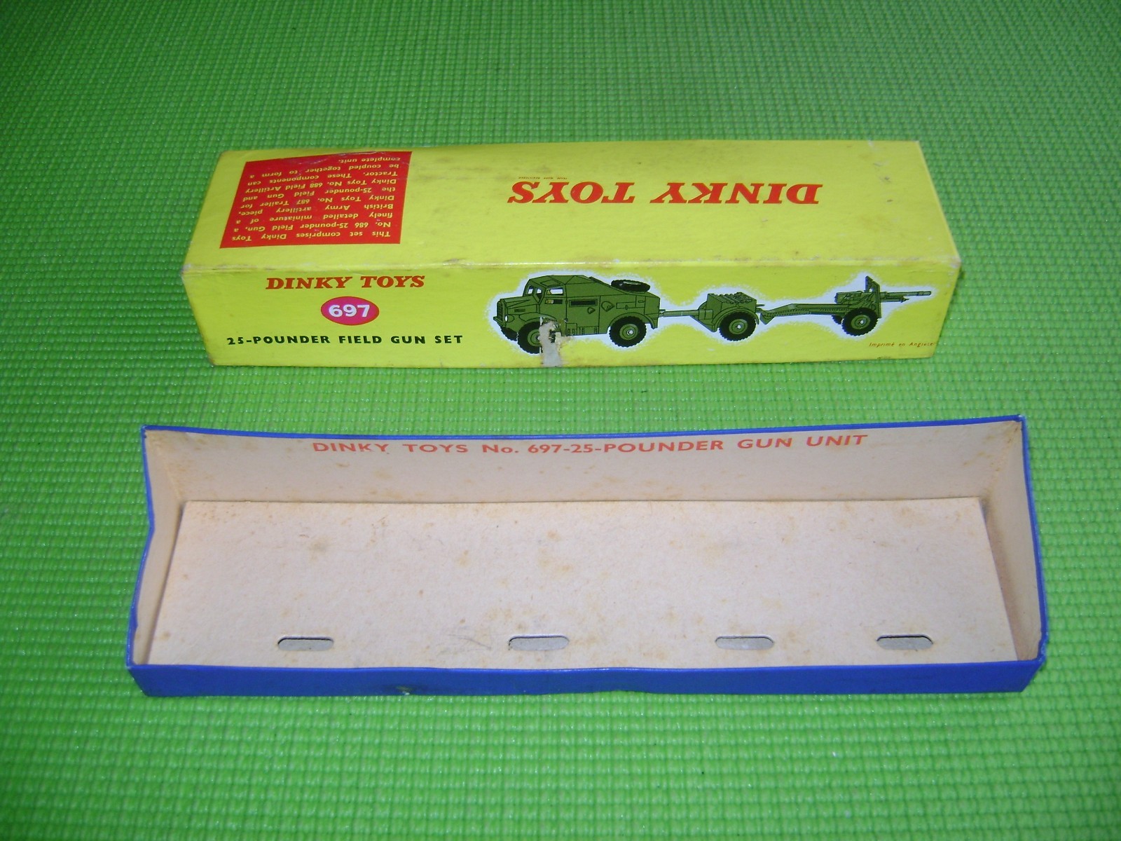 DINKY TOYS England : n° 697-25 Pounder Field gun set, dans sa boîte d