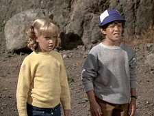 Susan Olsen as Cindy Brady Mike Lookinland as Bobby Brady in THE B- Old Photo 3