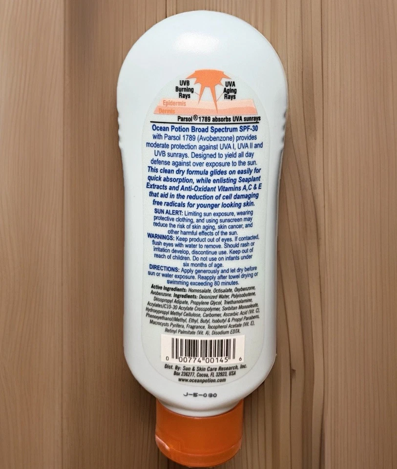 Bloqueador solar Ocean Potion antienvejecimiento FPS 30 6 fl oz - resistente al sudor al agua Foto 3 de 4