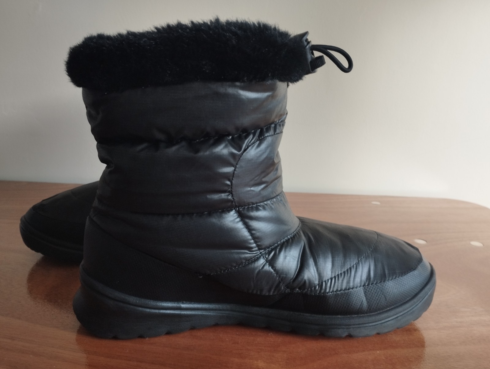 Womens North Face Boots Size 8 VGC Light Use RRP £100 image 9
