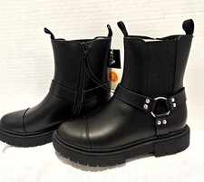 Art Class Kid's Size 2 Black Boots w/Silver Buckle Inside Zip Stretch Panel