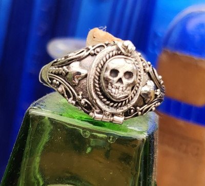 Skull Locket Poison Pill Ring 925 Sterling Silver Oval Vial Ring Secret Stash