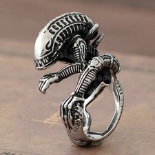 Men's 3D Black Silver Alien Skull Fierce Predator Stainless Steel Heavy Ring
