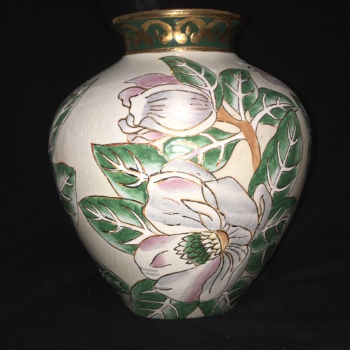 Floral Vase With Magnolias and Gold Accents Vintage Asian Southern Style Large - Picture 5 of 11