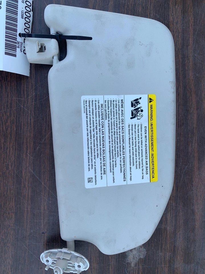 Parasol derecho Ford Ecosport 18 19 Foto 2 de 3