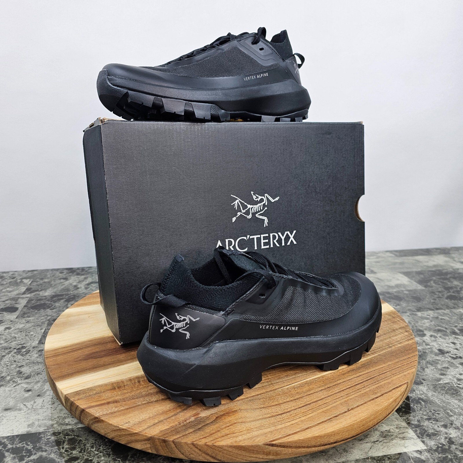 Scarpe da trekking leggere nuove donna Arc'teryx Vertex Alpine taglia 5 5 tutte nere