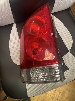 Tail Light For 2005-2015 Nissan Armada With Bulb Driver Side NI2800177 - Foto 5