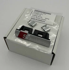 Audi S-LINE Grill Emblem Silver Sport Badge A3 A4 A5  Q3 Q5 4G88537352ZZ