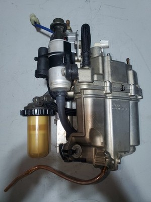 Suzuki 200 225 250 300hp outboard VST fuel vapor separator Pump