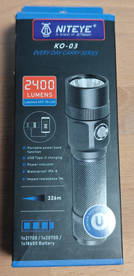 NITEYE KO-03 (Jetbeam) LED Taschenlampe 2400 Lumen, SST-70 LED, USB Ladekabel