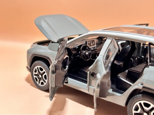 Modellino auto in lega 1:32 Toyota RAV4 SUV metallo pressofuso auto giocattolo fuoristrada ~ grigio - Foto 19 di 20