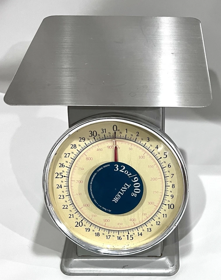 Escala de controle de porção analógica Taylor THD32D, 32 oz. Tampa x 1/8 oz./900 g x 2 g - Imagem 3 de 4