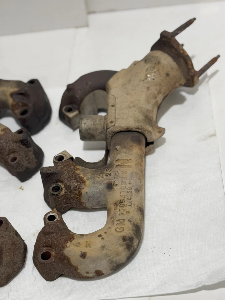 1988-1992 GMC Chevrolet S-10 4.3L V6 Blazer New Exhaust Manifold PAIR - Used OEM - Image 4 of 4