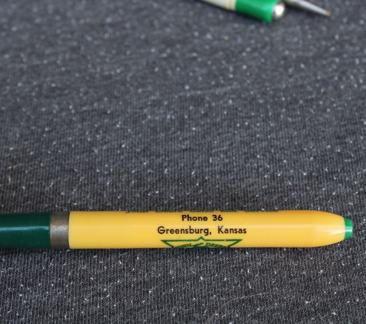 NEAR MINT * 1936 Logo JOHN DEERE Old Greensburg KS Advertising Mechanical Pencil