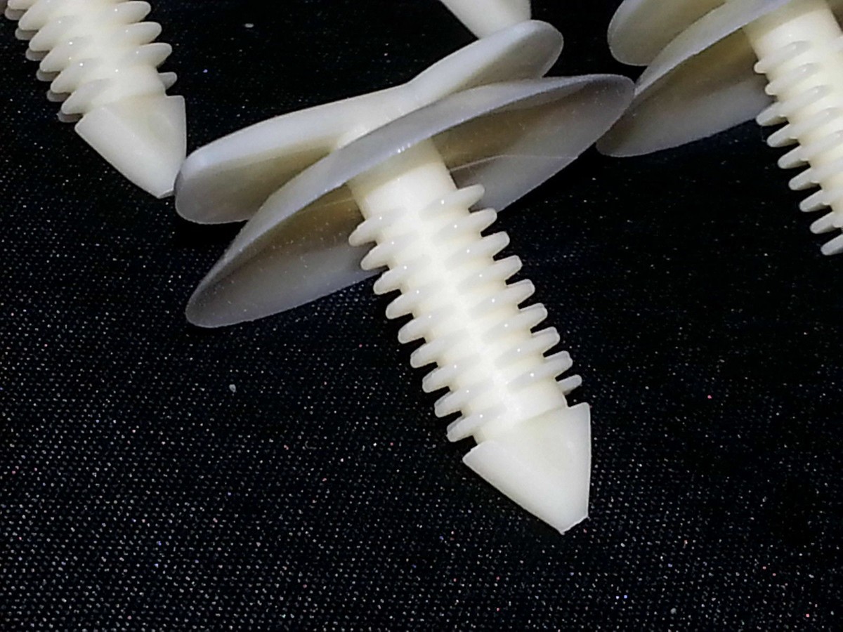 20-Piece Trim & Molding Clips For Ford, Lincoln, Mercury Cars - Fender/Door/Body