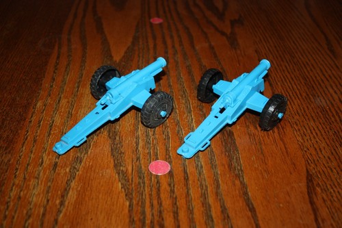 MPC Set of Two Vintage American WWII Army Cannons or Howitzers - Marx, Timmee - Picture 5 of 10