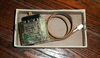 NOS Robertshaw Pilot Duty Thermostat Model # 23-5519-3 AP24-1080