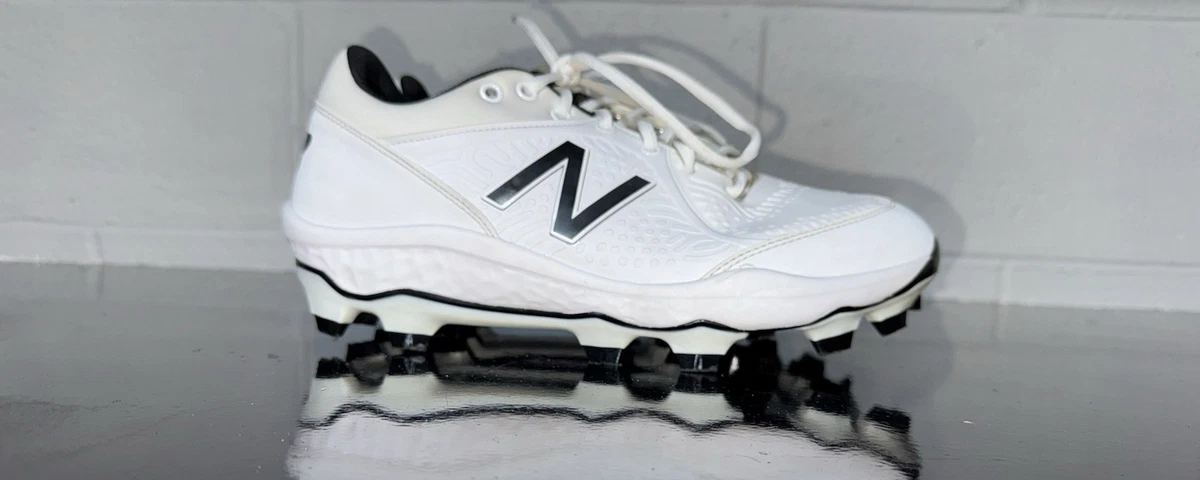 New Balance Baseball & Softball Shoes & Cleats for Men for  display picture 1